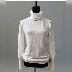 Elegant Ivory White/Off White Turtleneck Sweater-Size Medium